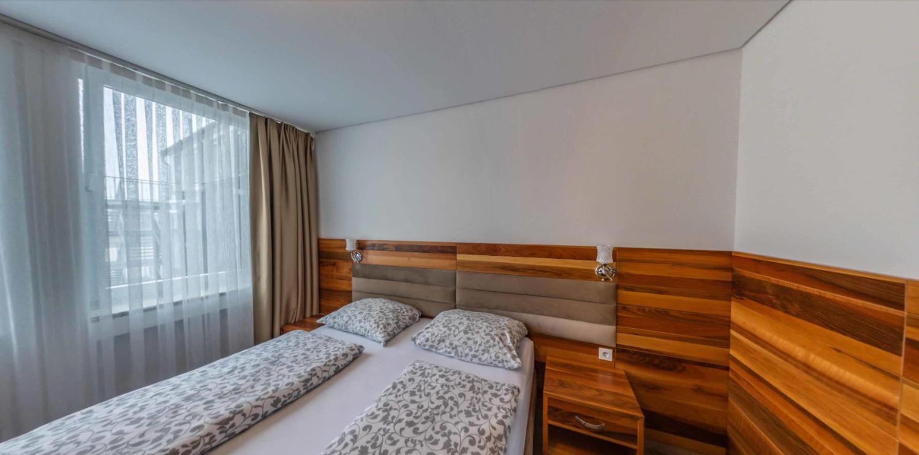 Bayrischer Hof Krefeld Rom bilde